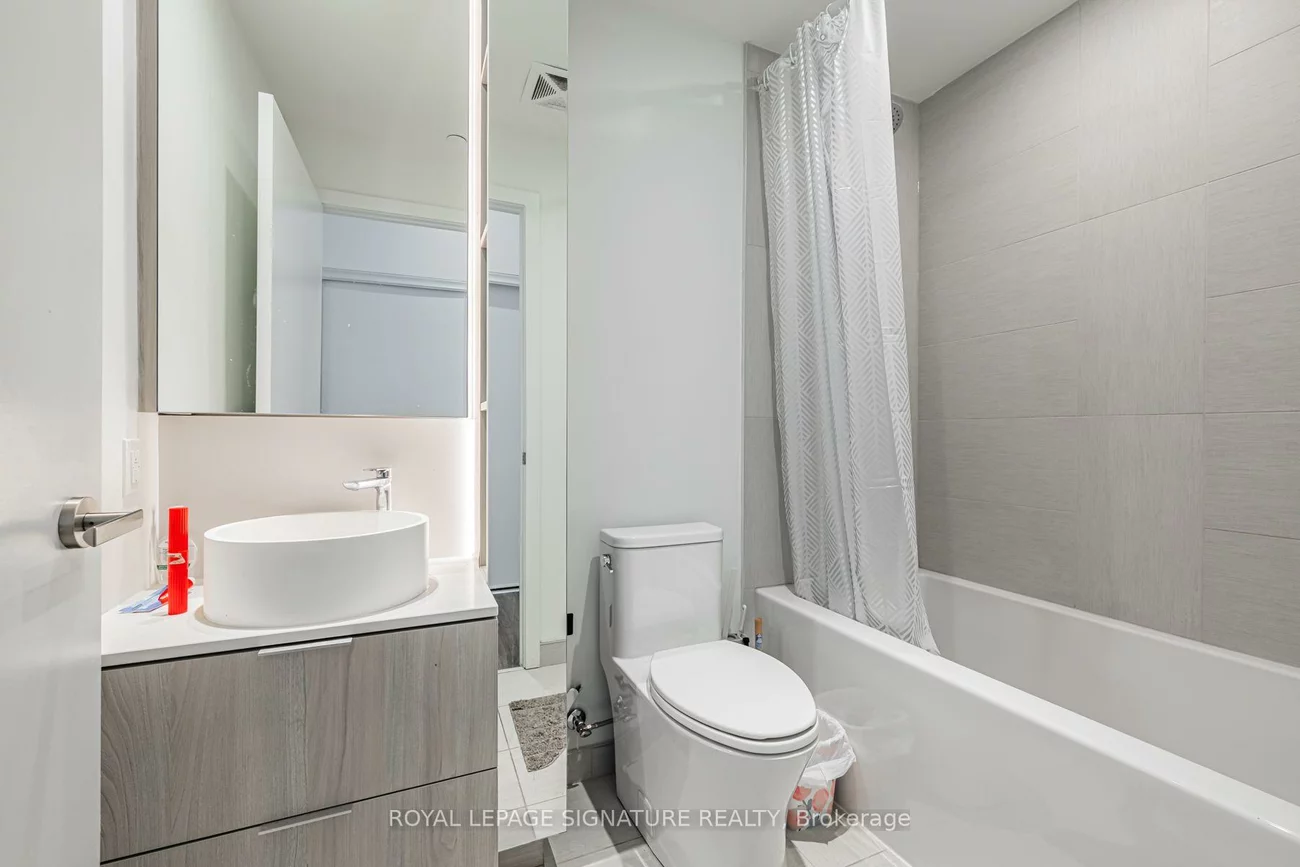 28, Ann, Port Credit, Mississauga