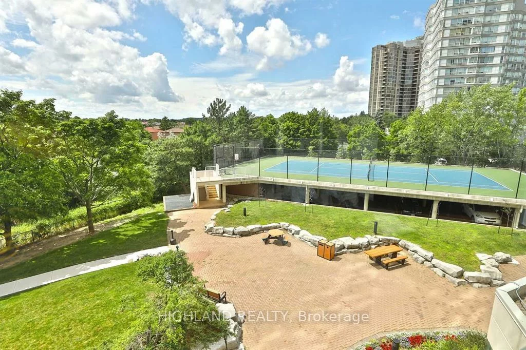 4470, Tucana, Hurontario, Mississauga
