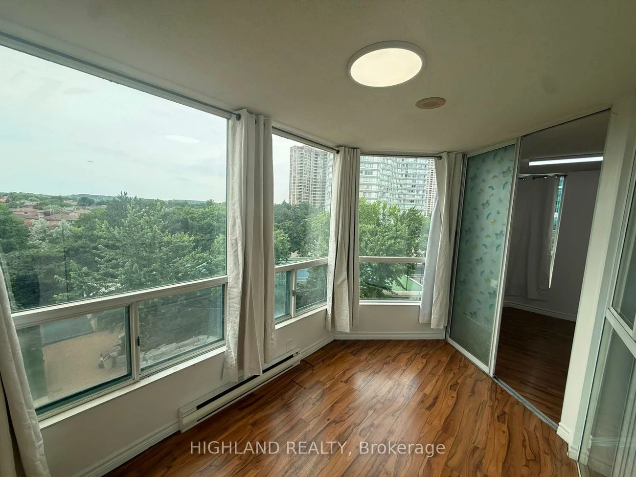 4470, Tucana, Hurontario, Mississauga