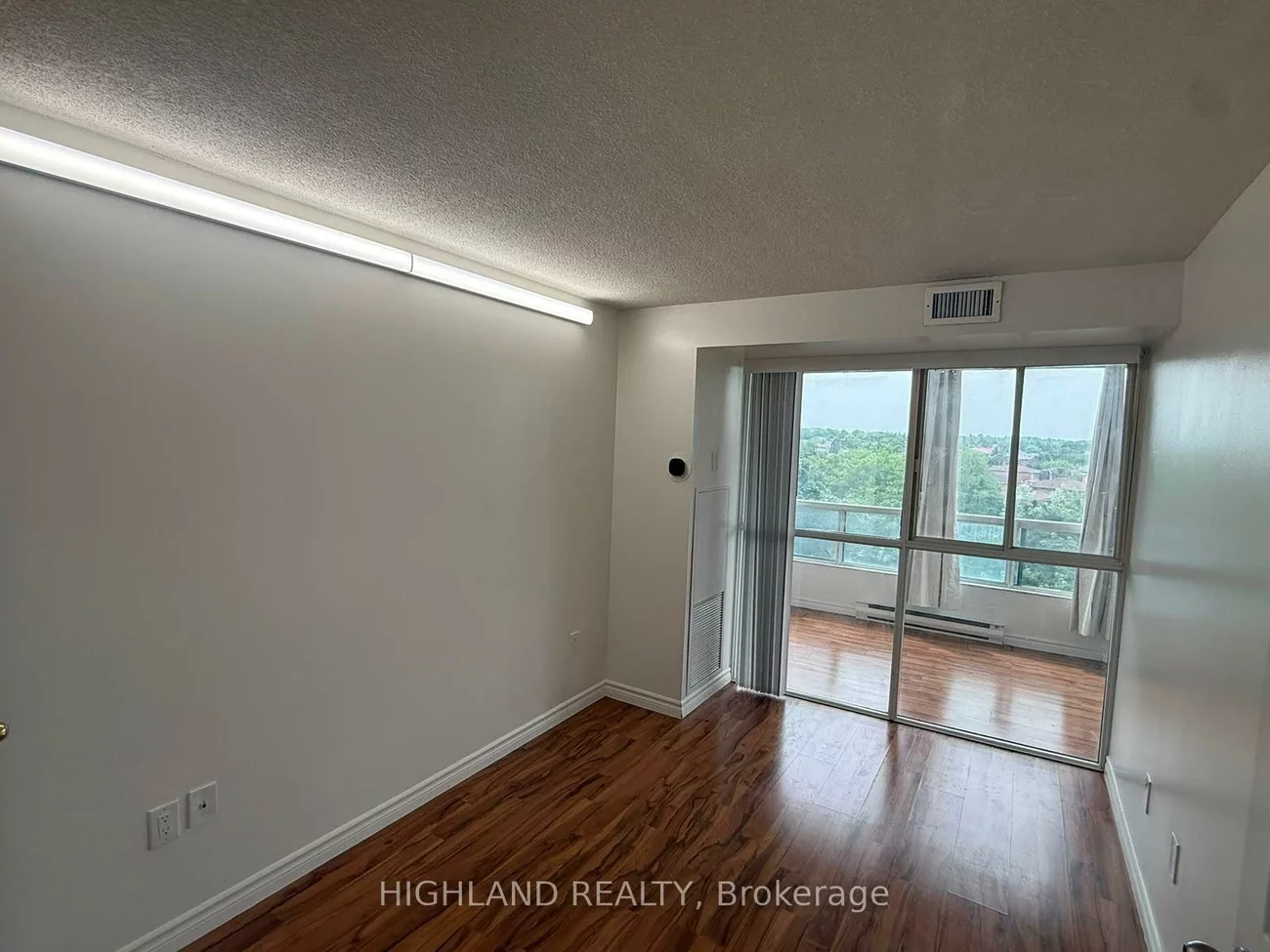 4470, Tucana, Hurontario, Mississauga