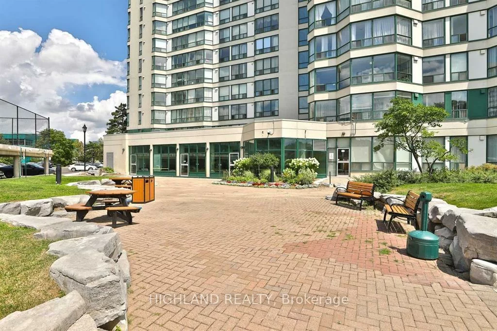 4470, Tucana, Hurontario, Mississauga