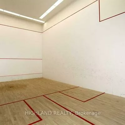4470, Tucana, Hurontario, Mississauga