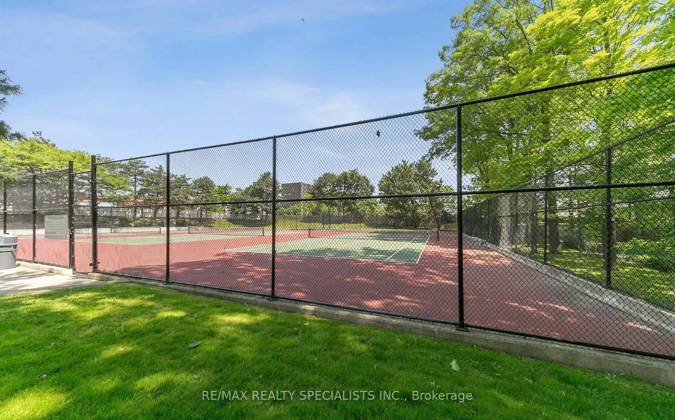 1300, Bloor, Applewood, Mississauga