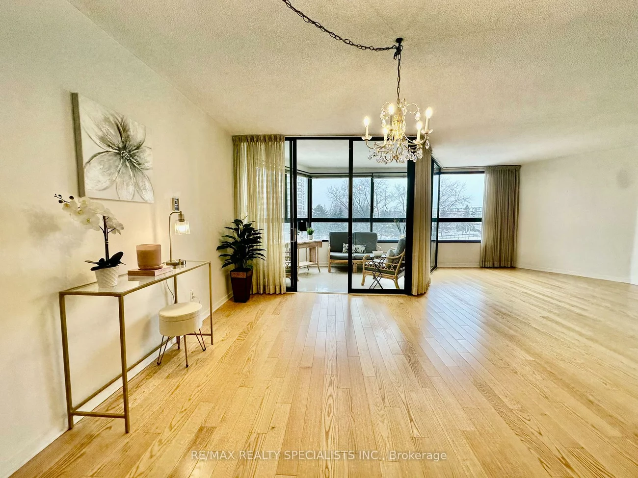 1300, Bloor, Applewood, Mississauga
