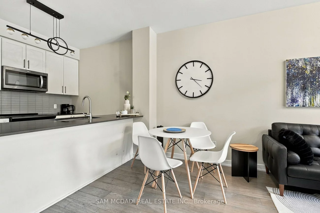 4055, Parkside Village, Creditview, Mississauga