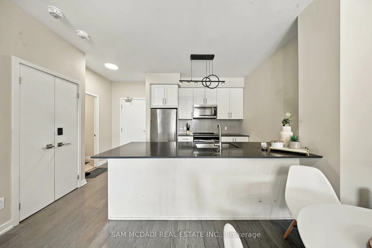 4055, Parkside Village, Creditview, Mississauga