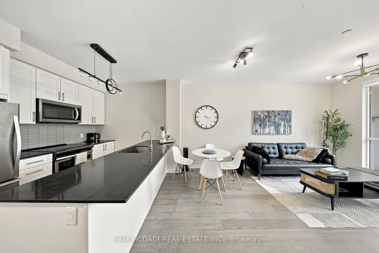 4055, Parkside Village, Creditview, Mississauga