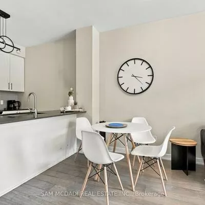 4055, Parkside Village, Creditview, Mississauga