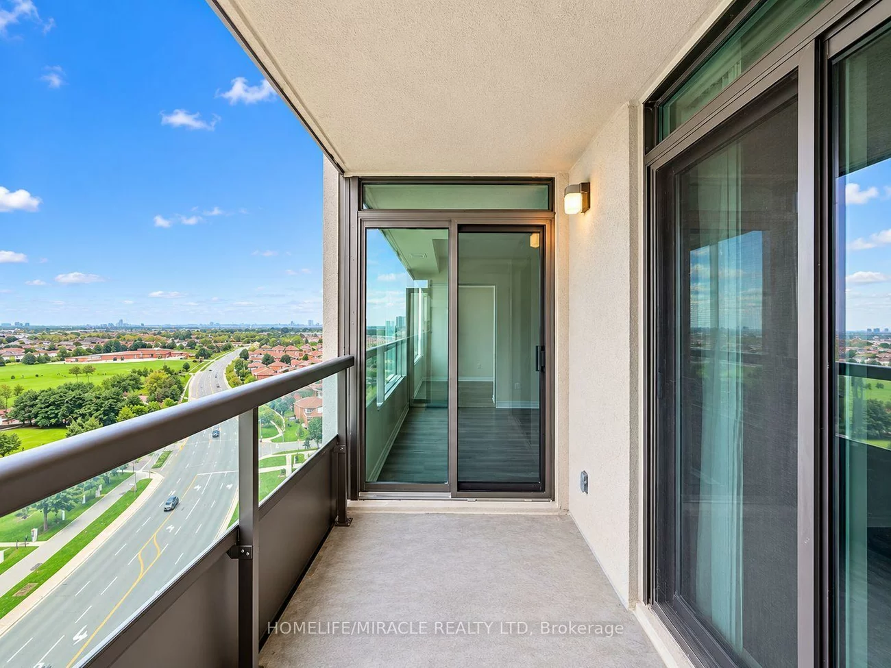 335, Rathburn, City Centre, Mississauga