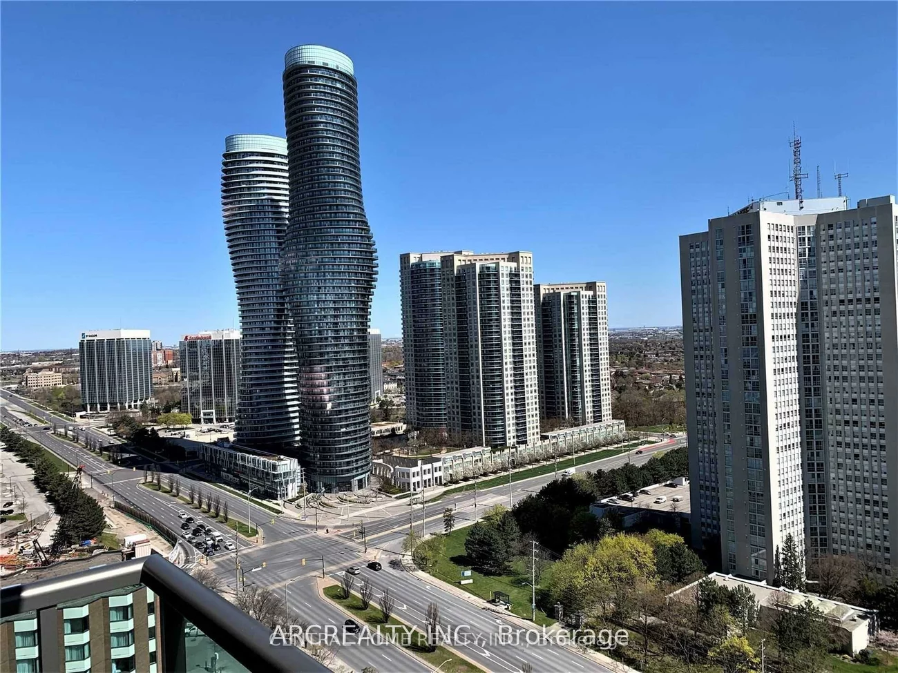 208, Enfield, City Centre, Mississauga