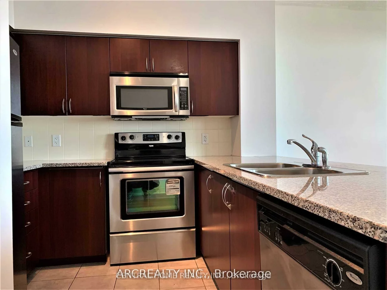 208, Enfield, City Centre, Mississauga