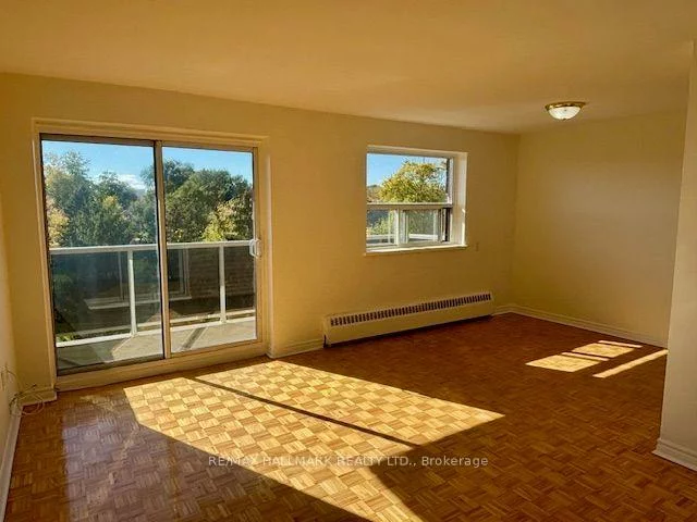 515, North Service, Cooksville, Mississauga