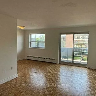 515, North Service, Cooksville, Mississauga