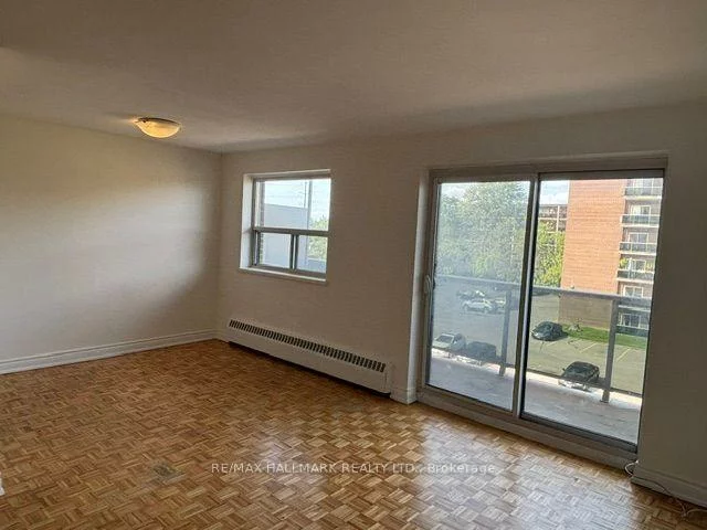 515, North Service, Cooksville, Mississauga