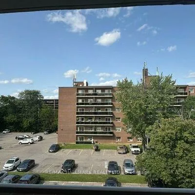 515, North Service, Cooksville, Mississauga