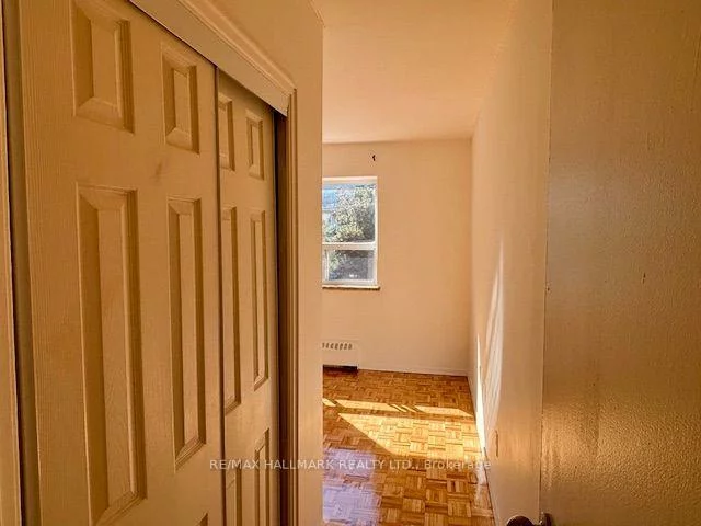 3151, Jaguar Valley, Cooksville, Mississauga
