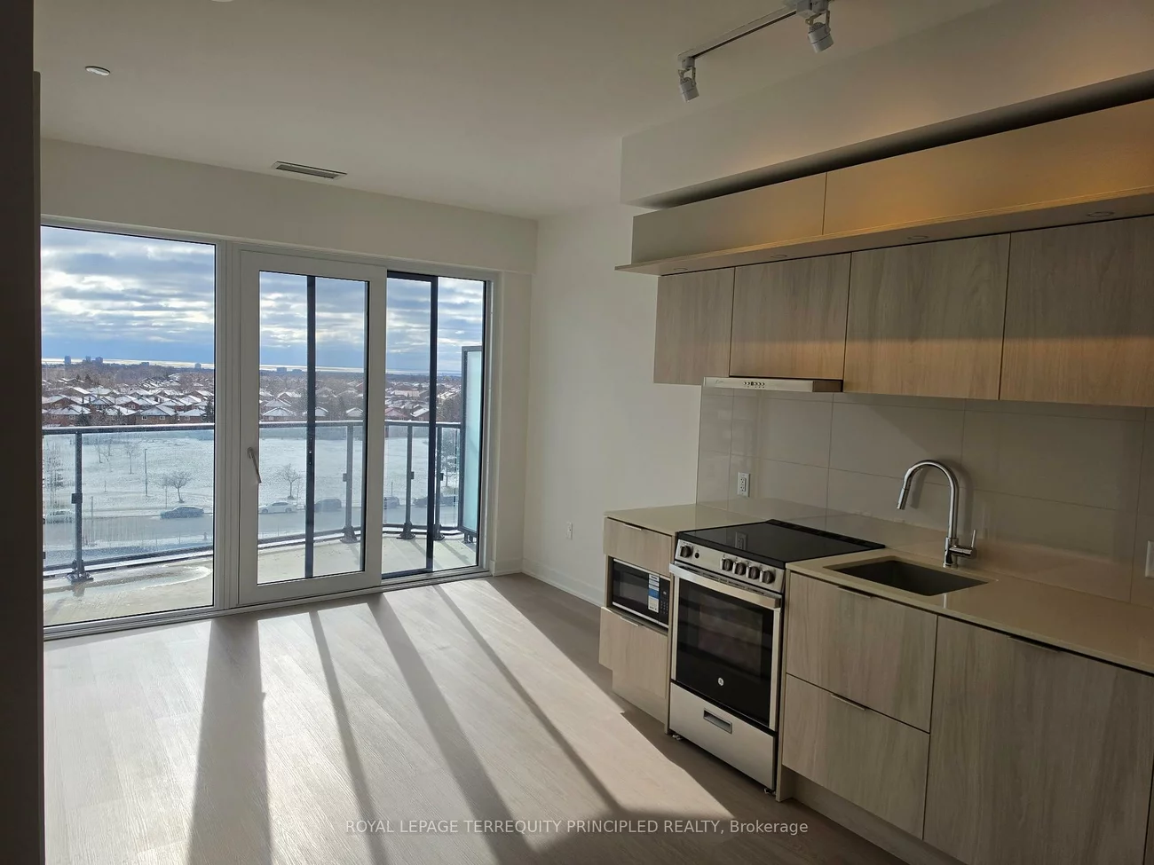 448, Burnhamthorpe, City Centre, Mississauga