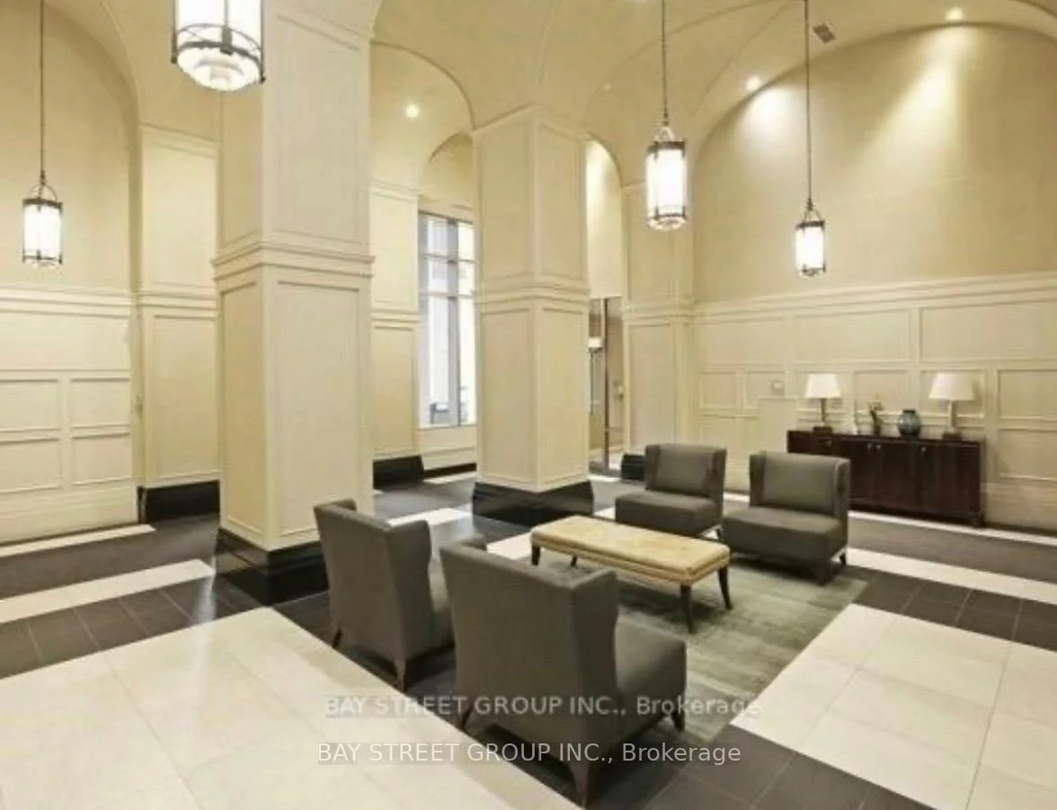 388, Prince Of Wales, City Centre, Mississauga