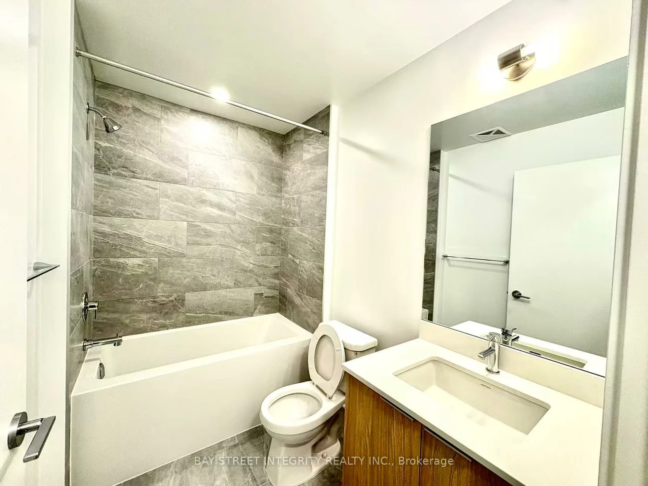 395, Square One, City Centre, Mississauga