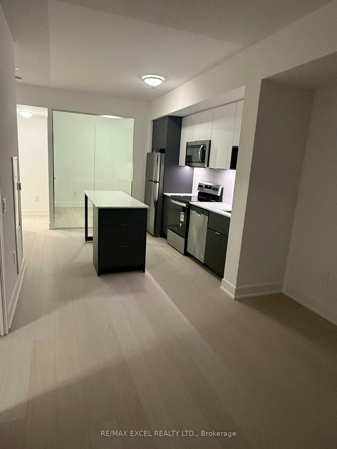 204, Burnhamthorpe, Mississauga Valleys, Mississauga