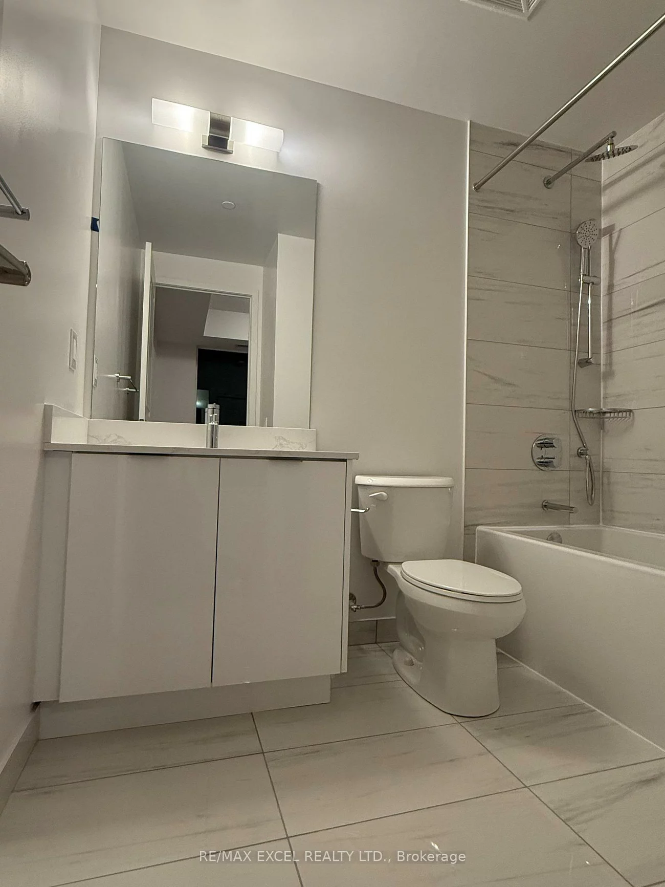 204, Burnhamthorpe, Mississauga Valleys, Mississauga