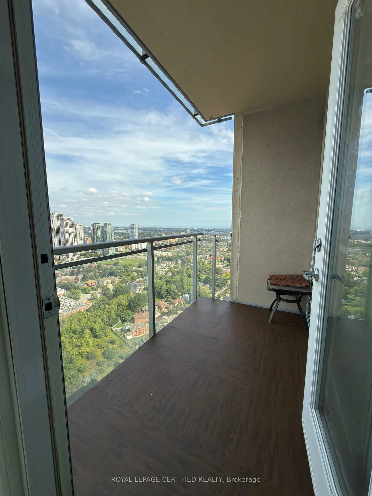 225, Webb, City Centre, Mississauga
