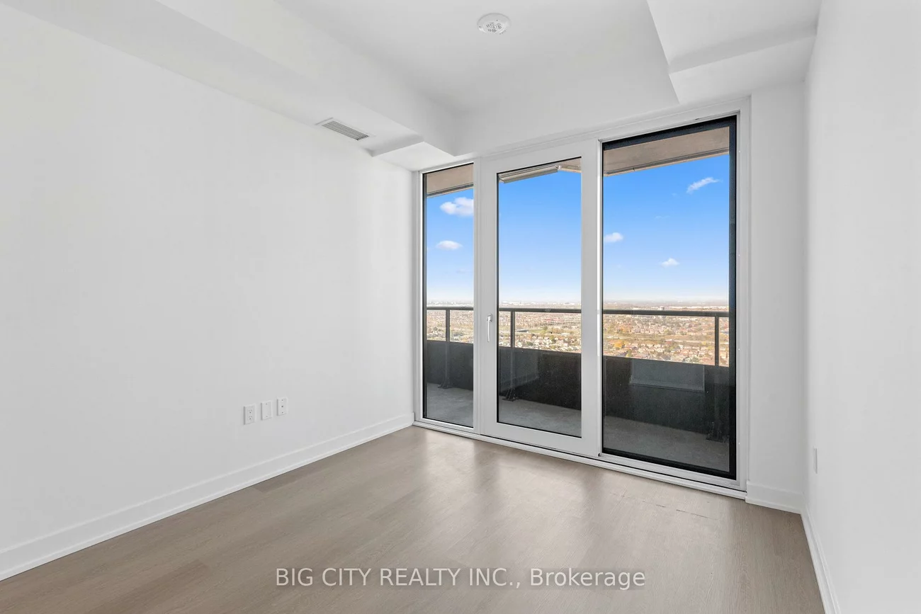 448, Burnhamthrope, City Centre, Mississauga