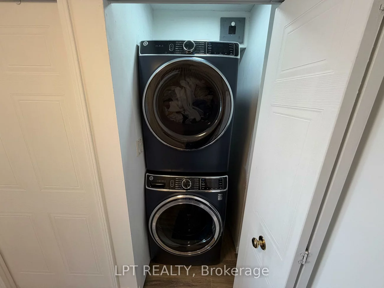 135, Hillcrest, Cooksville, Mississauga