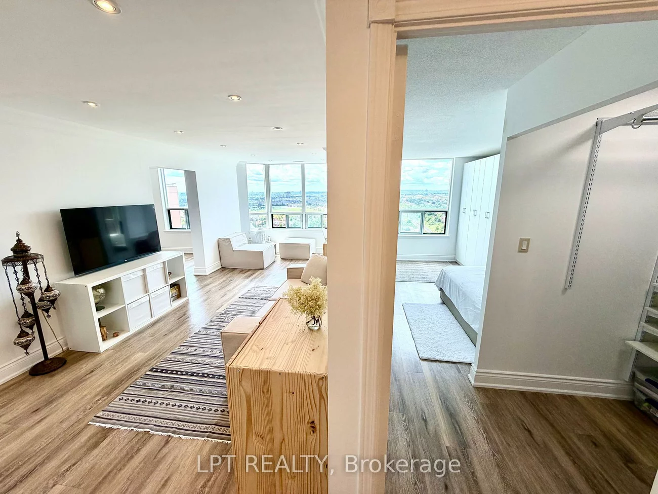 135, Hillcrest, Cooksville, Mississauga