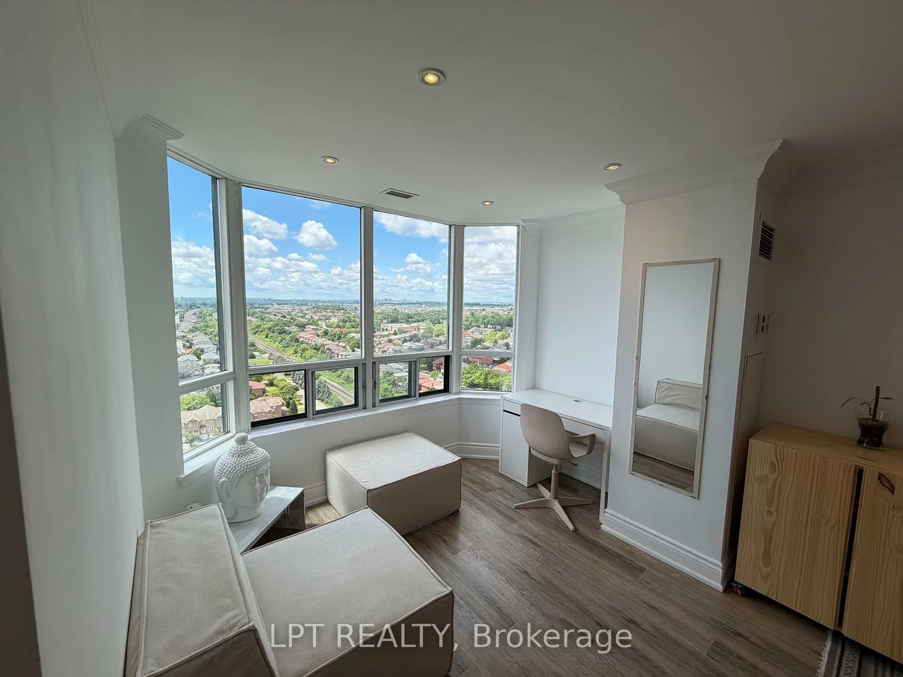 135, Hillcrest, Cooksville, Mississauga