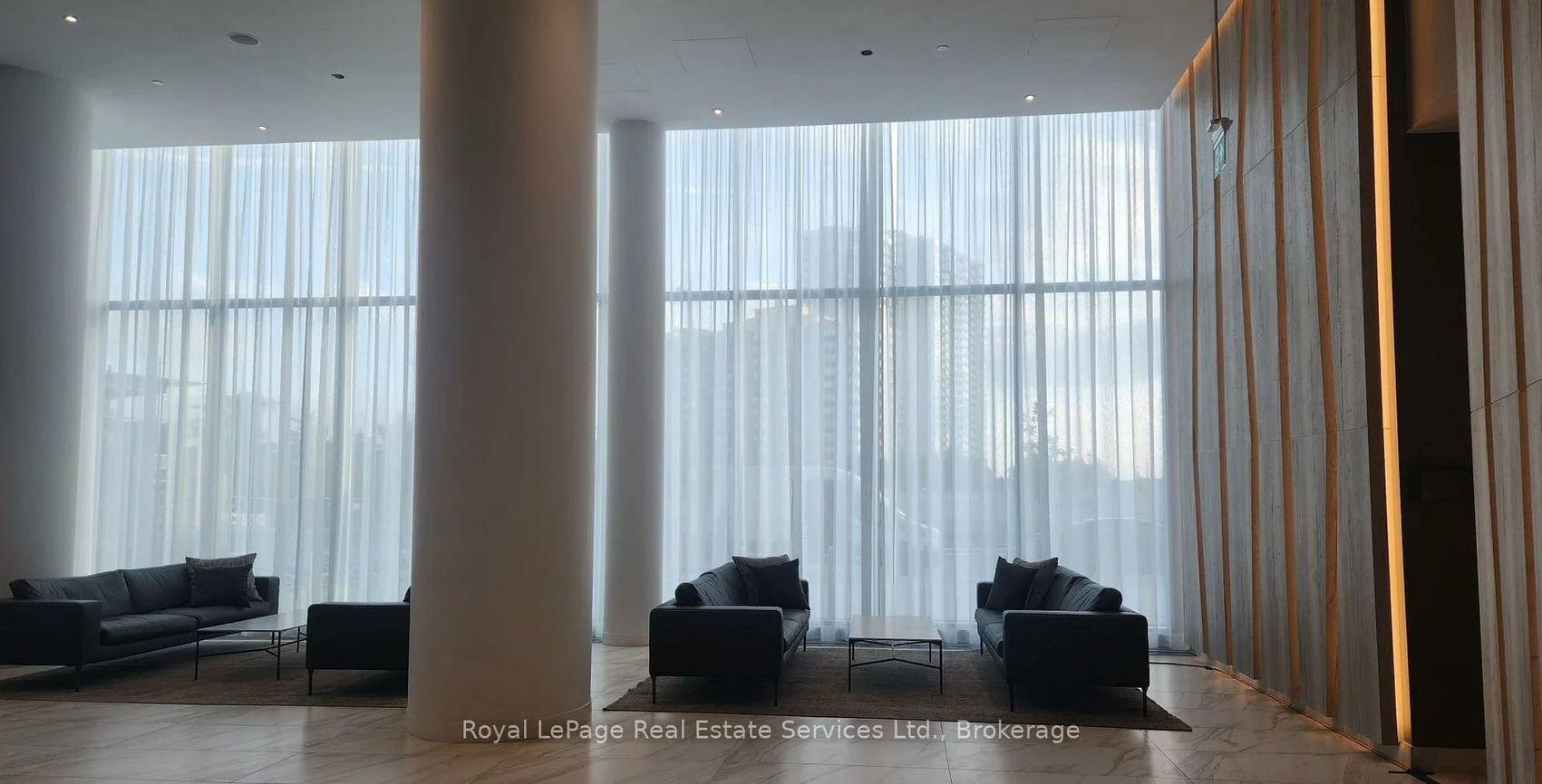 3883, Quartz, City Centre, Mississauga