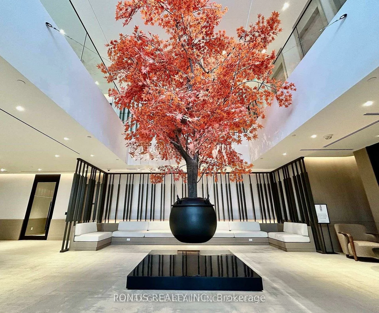 4015, The Exchange, City Centre, Mississauga