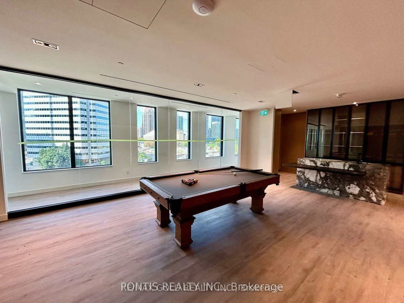 4015, The Exchange, City Centre, Mississauga