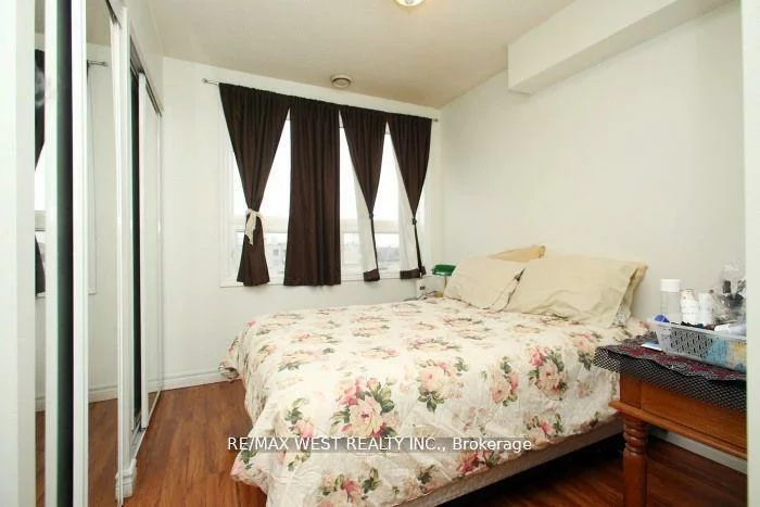 7405, Goreway, Malton, Mississauga