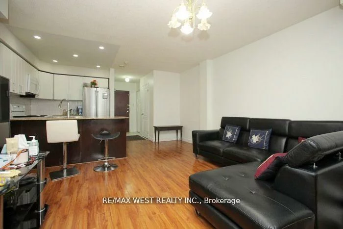 7405, Goreway, Malton, Mississauga