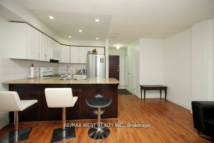 7405, Goreway, Malton, Mississauga