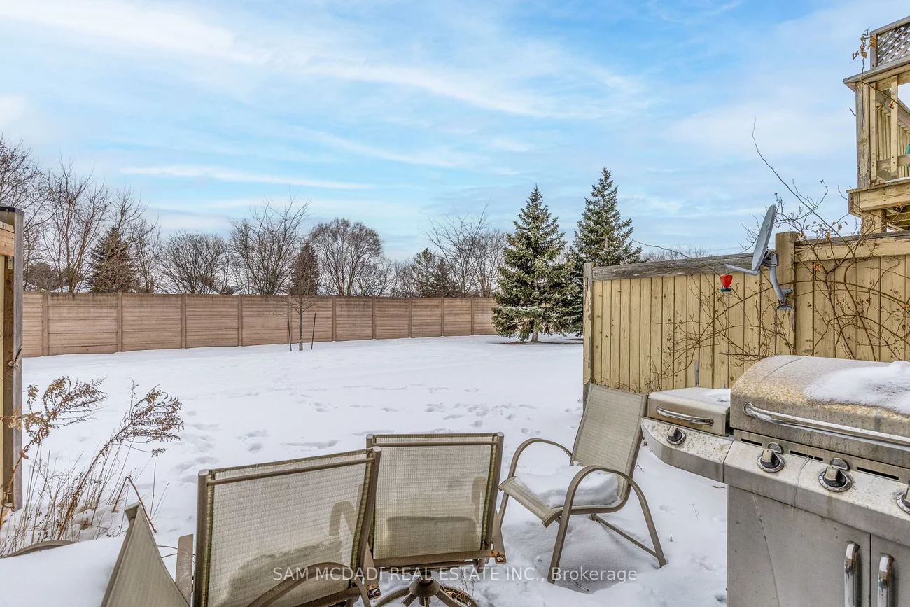 1591, South Parade, East Credit, Mississauga