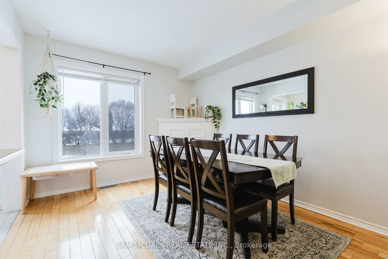 1591, South Parade, East Credit, Mississauga