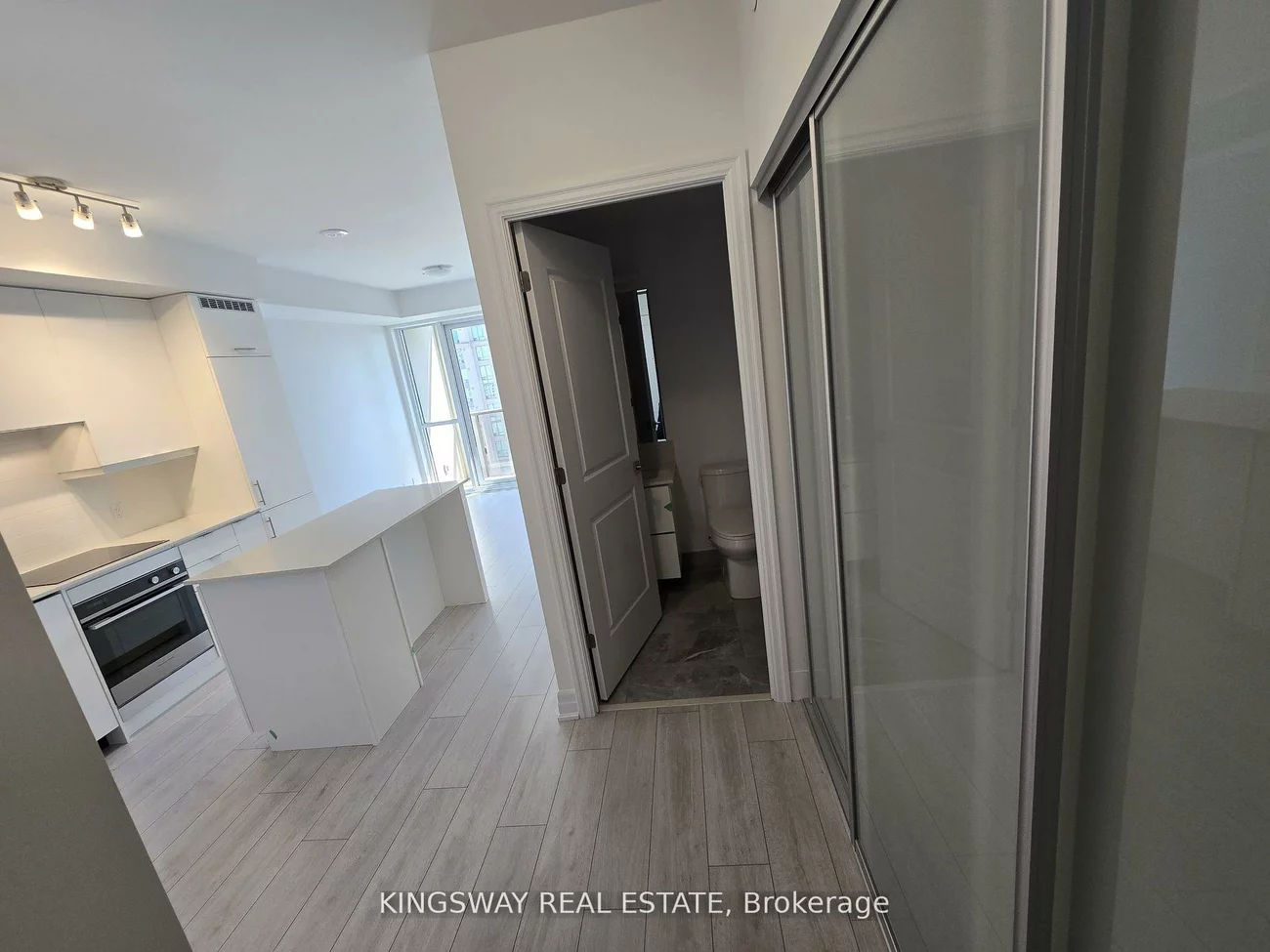 30, Elm, Fairview, Mississauga