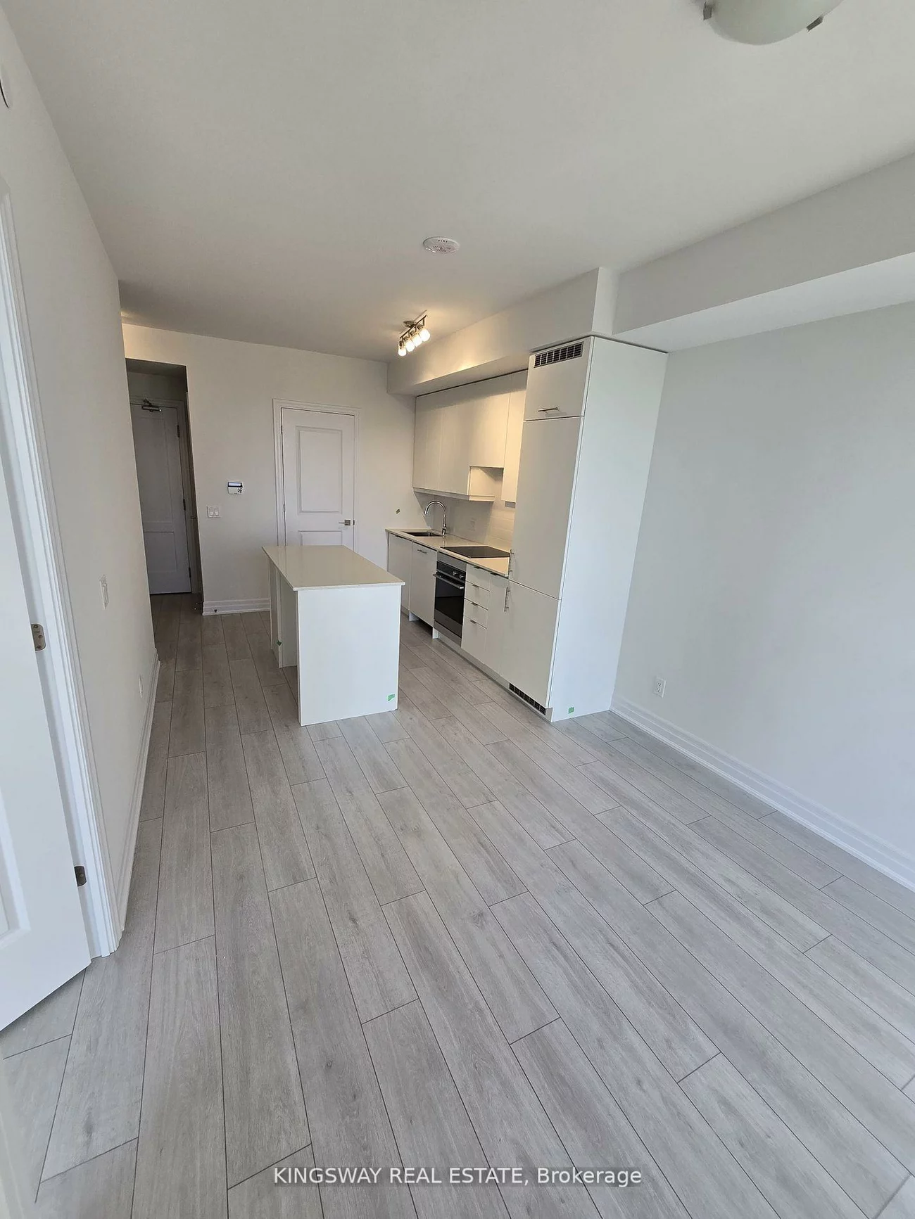 30, Elm, Fairview, Mississauga