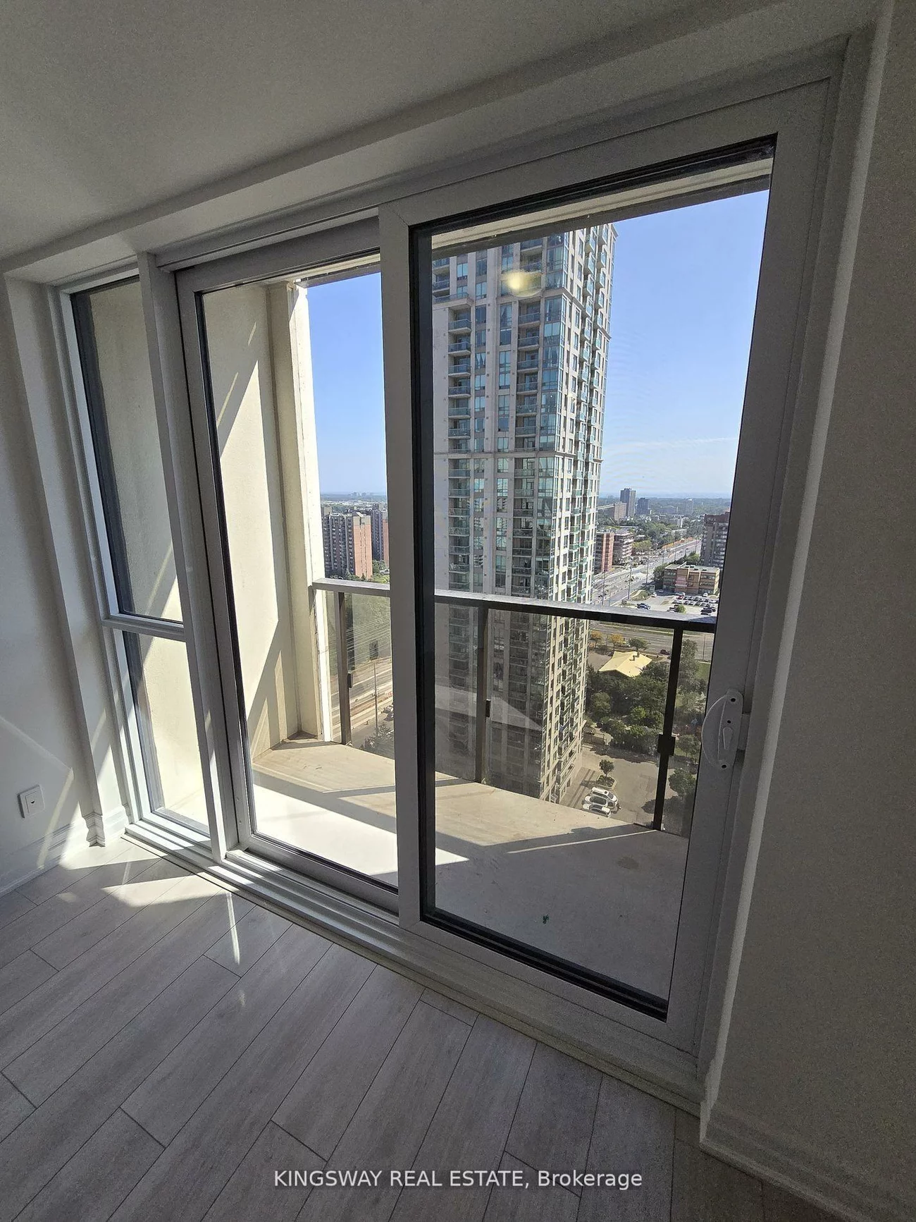 30, Elm, Fairview, Mississauga