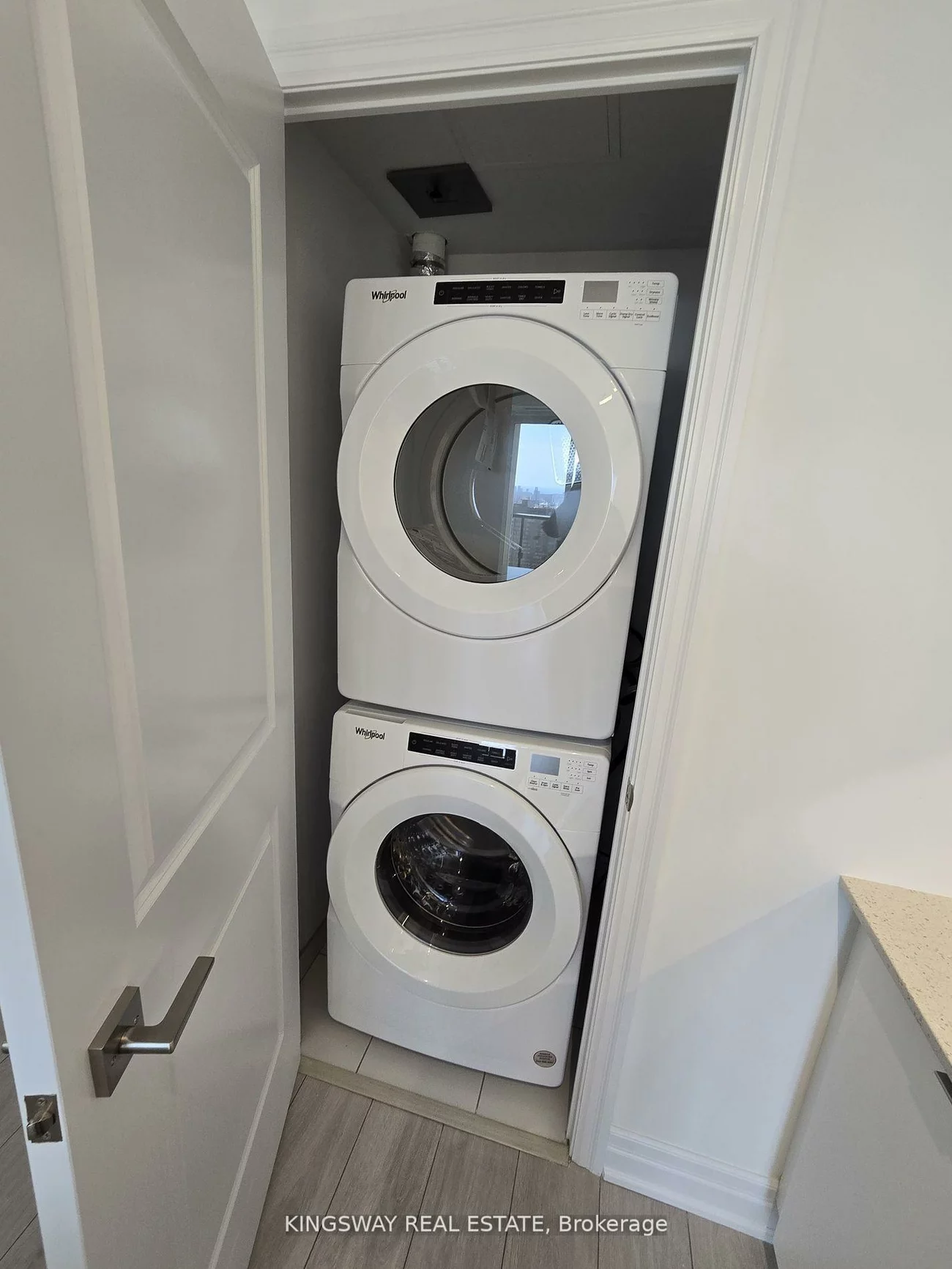 30, Elm, Fairview, Mississauga