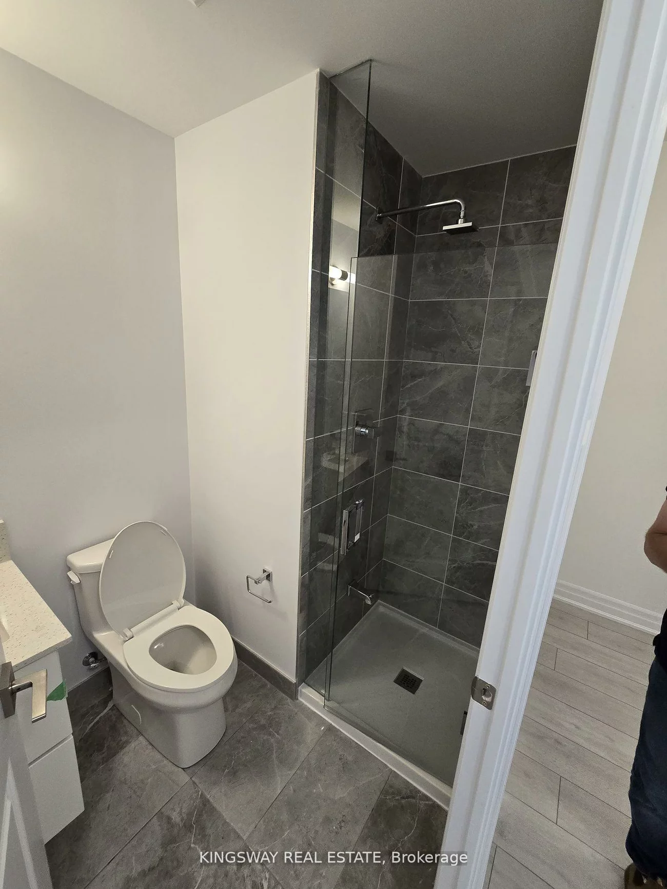30, Elm, Fairview, Mississauga