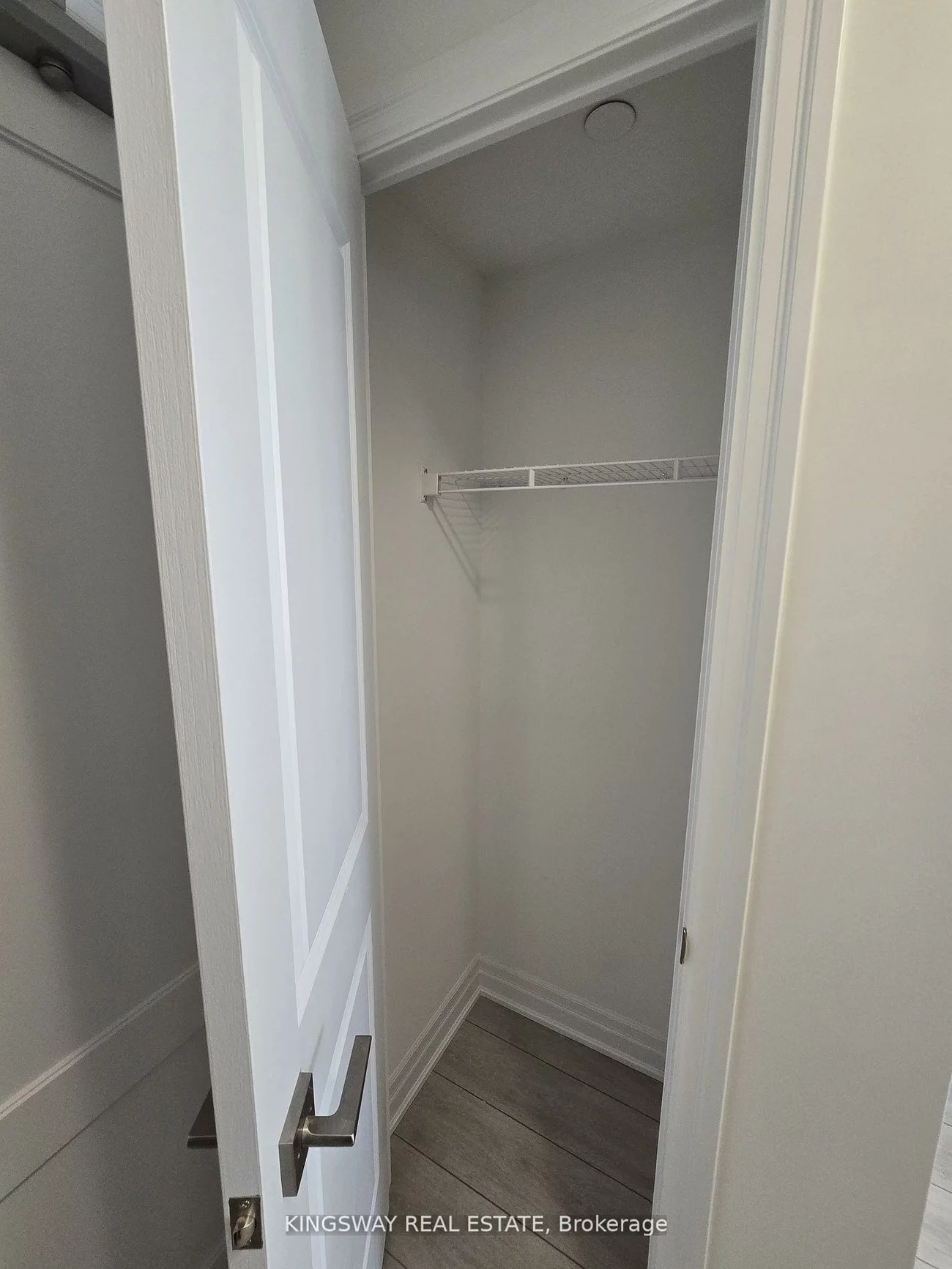 30, Elm, Fairview, Mississauga