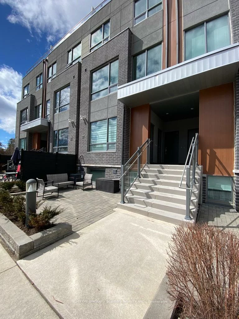 650, Atwater, Mineola, Mississauga