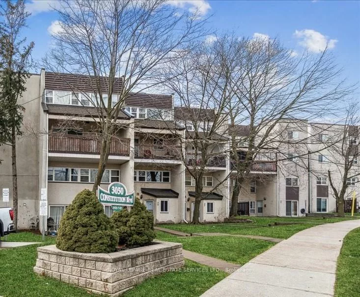 3050, Constitution, Applewood, Mississauga