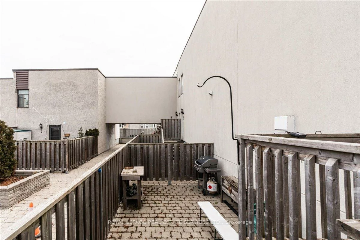 3050, Constitution, Applewood, Mississauga