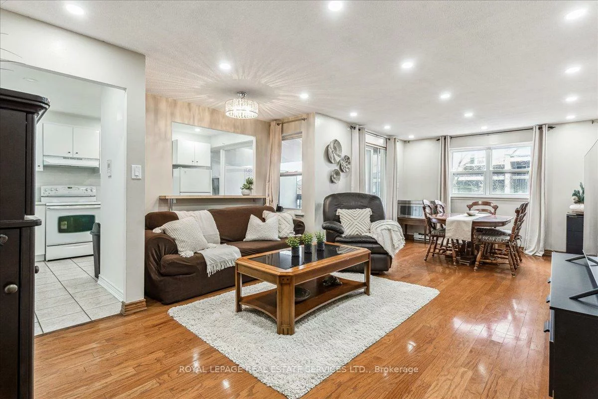 3050, Constitution, Applewood, Mississauga