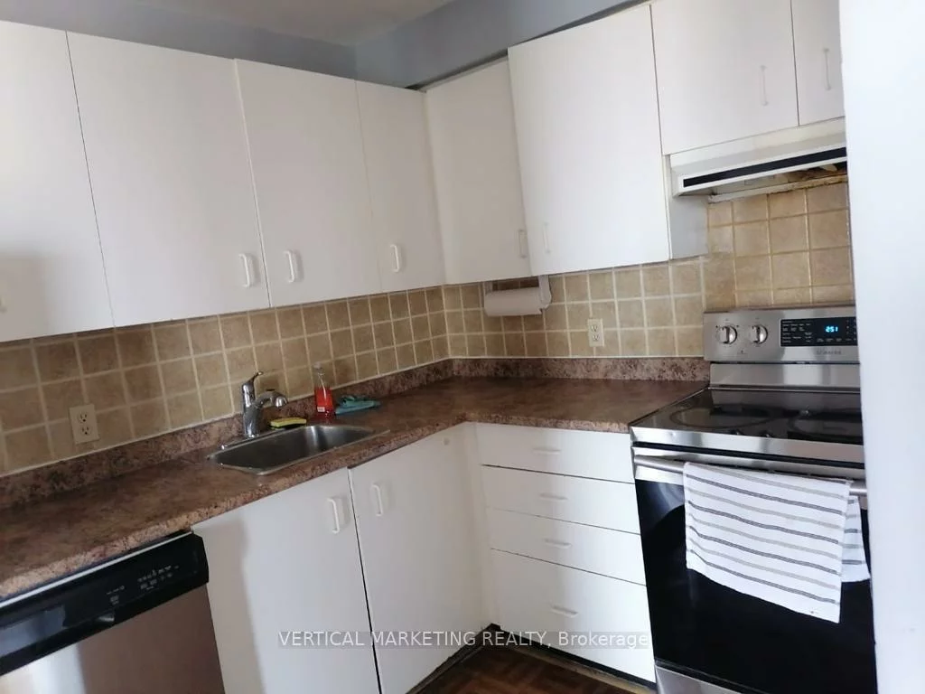 25, Trailwood, Hurontario, Mississauga