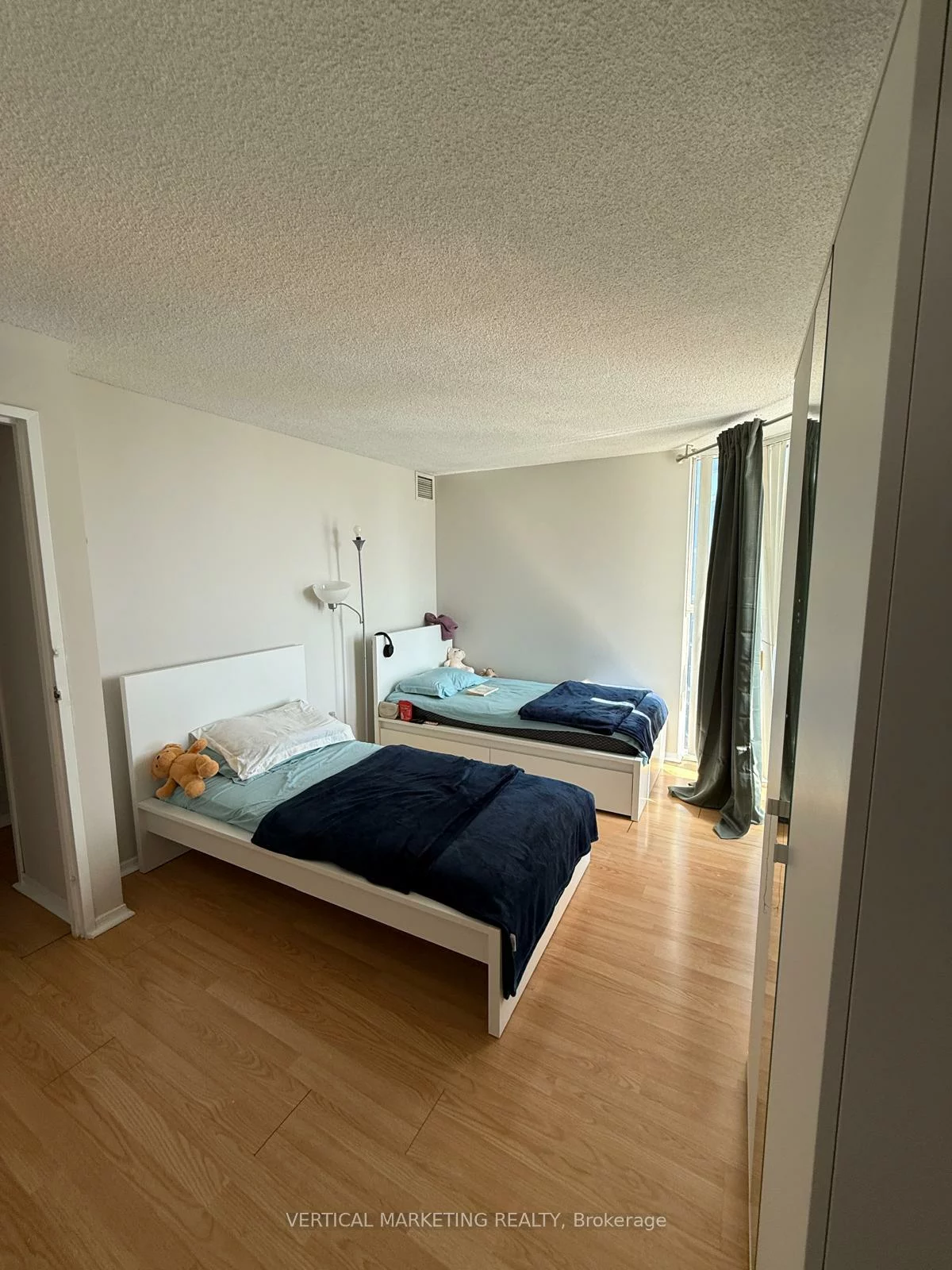 25, Trailwood, Hurontario, Mississauga